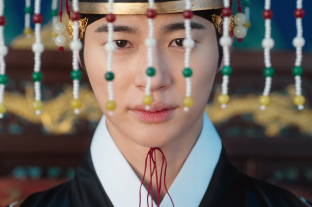 Byeon Woo Seok publica carta manuscrita pedindo desculpas pela controvérsia em Perfect Crown