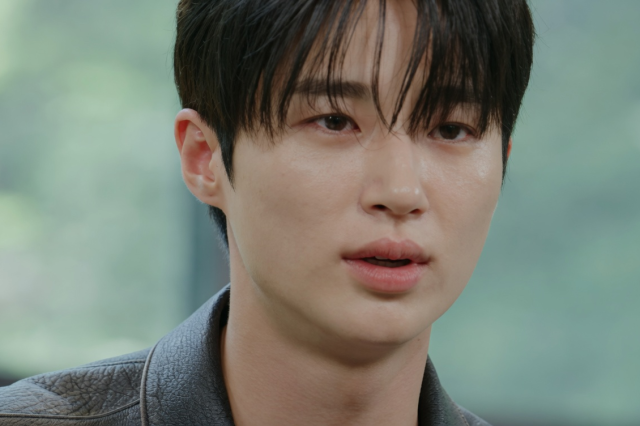 Irmã mais velha de Byeon Woo Seok viraliza na internet por forte semelhança com o ator