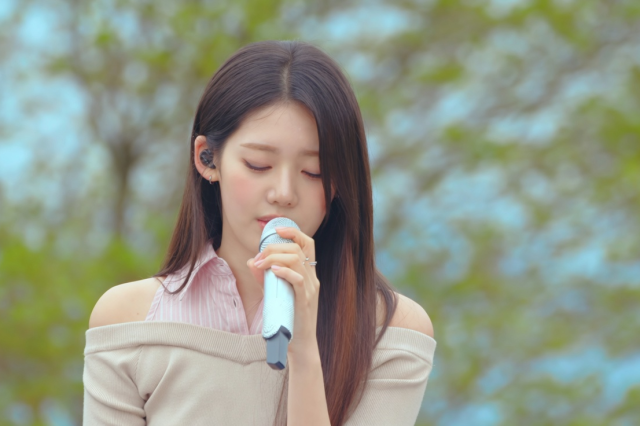 RORA emociona com cover solo da música favorita do pai no Begin Again