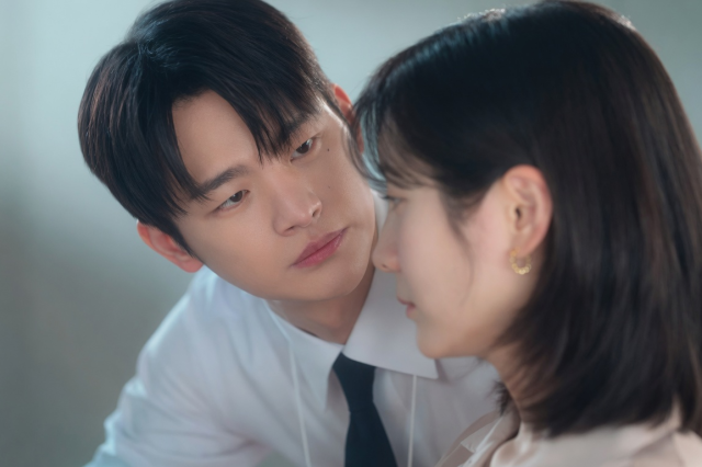 tvN divulga primeiro trailer de “See You At Work Tomorrow” com Park Ji-hyun e Seo In-guk