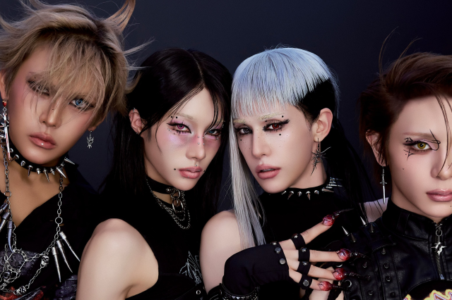 XLOV revela medley do segundo mini álbum ‘I,God’ e confirma data de estreia