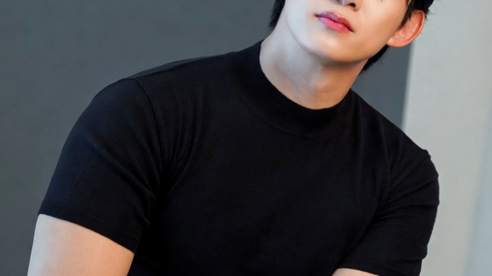 Casado há poucos dias, Ok Taecyeon abre mão da lua de mel para celebrar 15 anos de 2PM no Japão