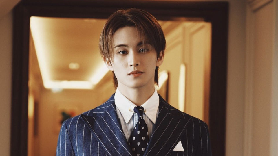 Mark, ex-NCT, inaugura agência Upper Room dois meses após deixar a SM