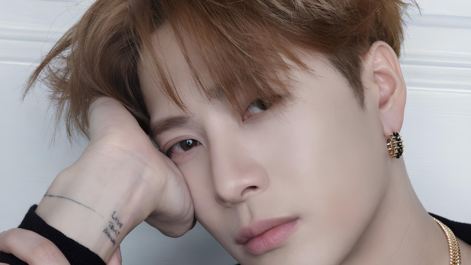 TEAM WANG nega rumores de que Jackson Wang ficou com fã brasileira no Rio