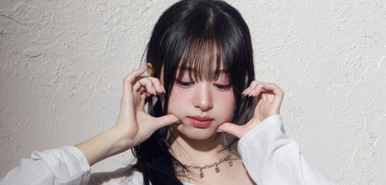 Ahyeon do BABYMONSTER surge com novo corte de cabelo