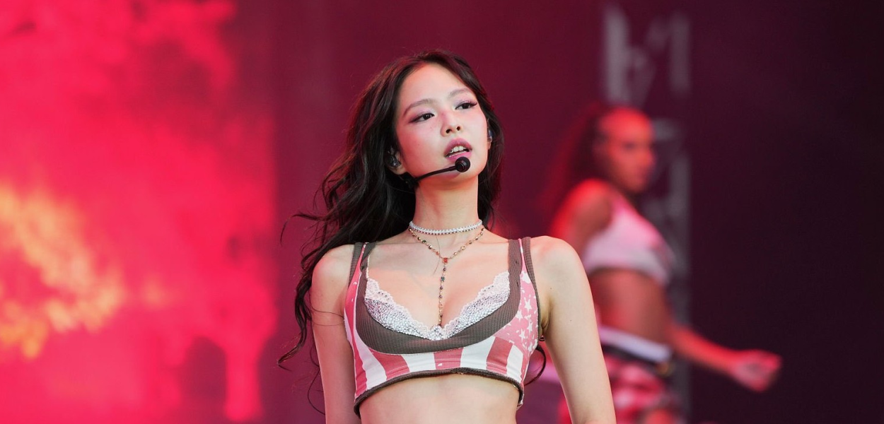 Jennie faz história no Governors Ball com show completo e faixas inéditas