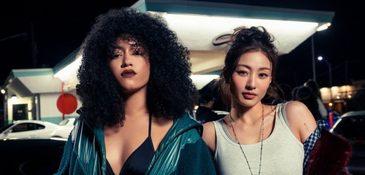 Jihyo do TWICE e Jenevieve entregam uma parceria celestial em "Hvnly"
