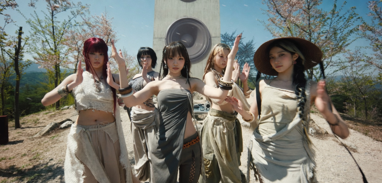 LE SSERAFIM acaba de divulgar o segundo teaser para o videoclipe da faixa "BOOMPALA".