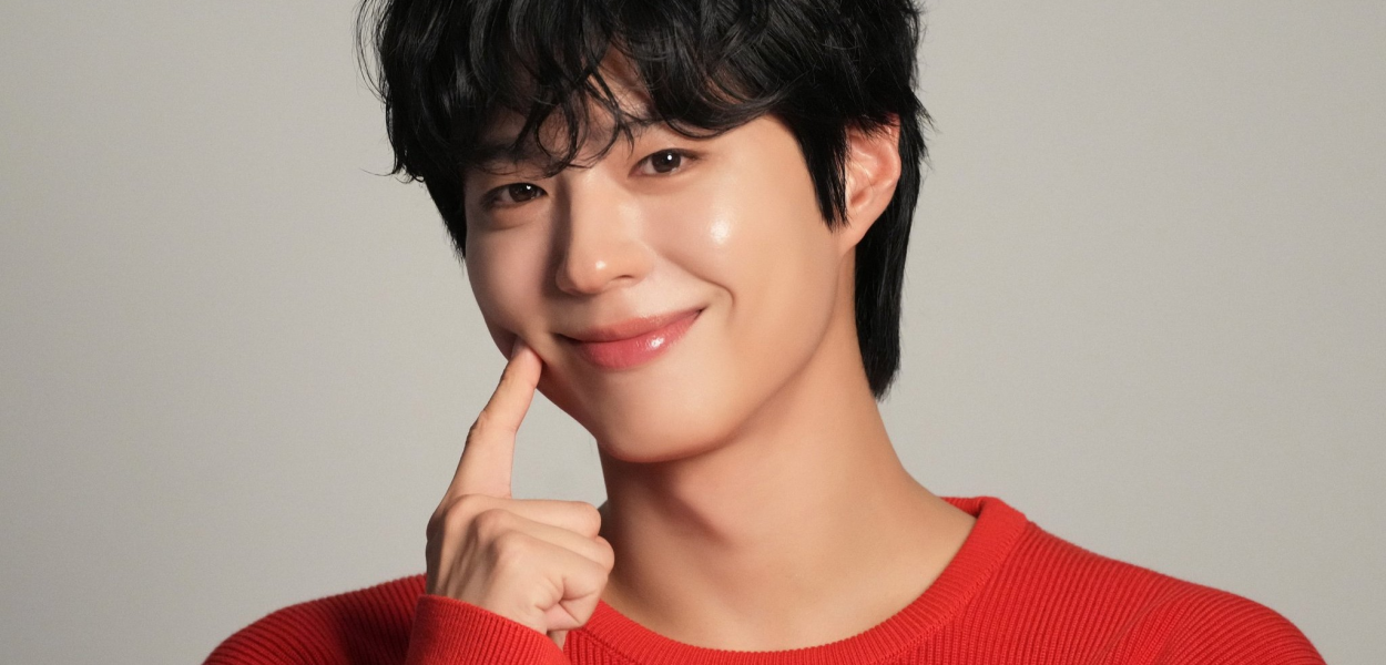 Park Bo-gum assumiu dívida de 800 milhões de won do pai aos 15 anos e superou a falência